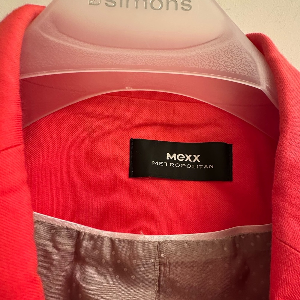 Women’s Coral Pink Blazer - Picture 3 of 11